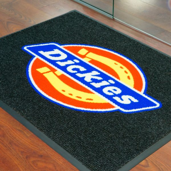 Tapete con logotipo