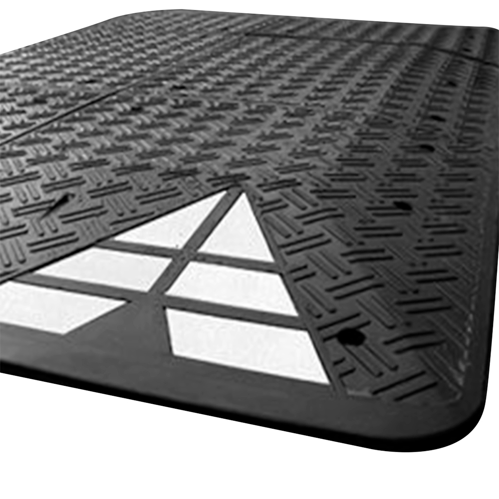 Paso peatonal elevado de hule