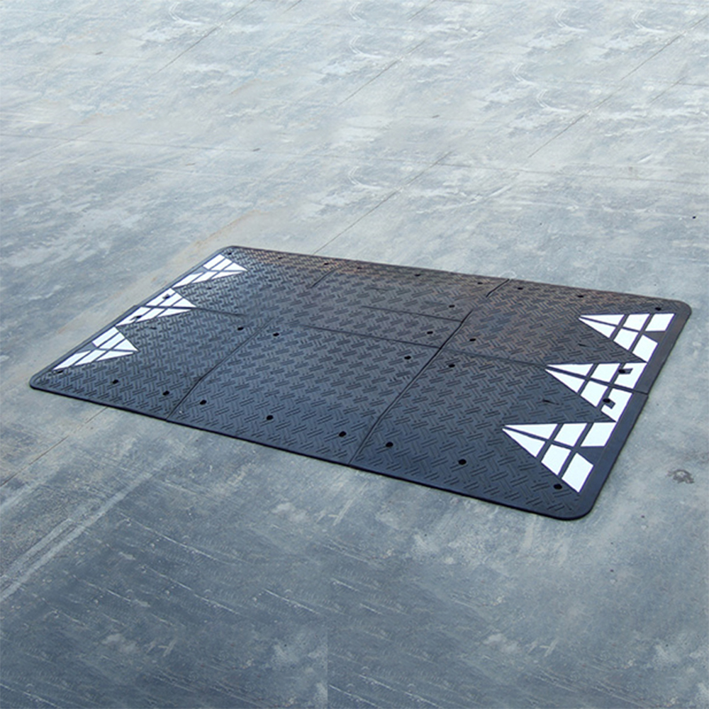 Paso peatonal elevado de hule