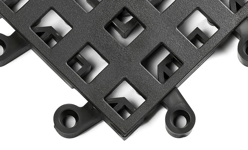 Pisos modulares: una solución práctica para áreas industriales y de trabajo